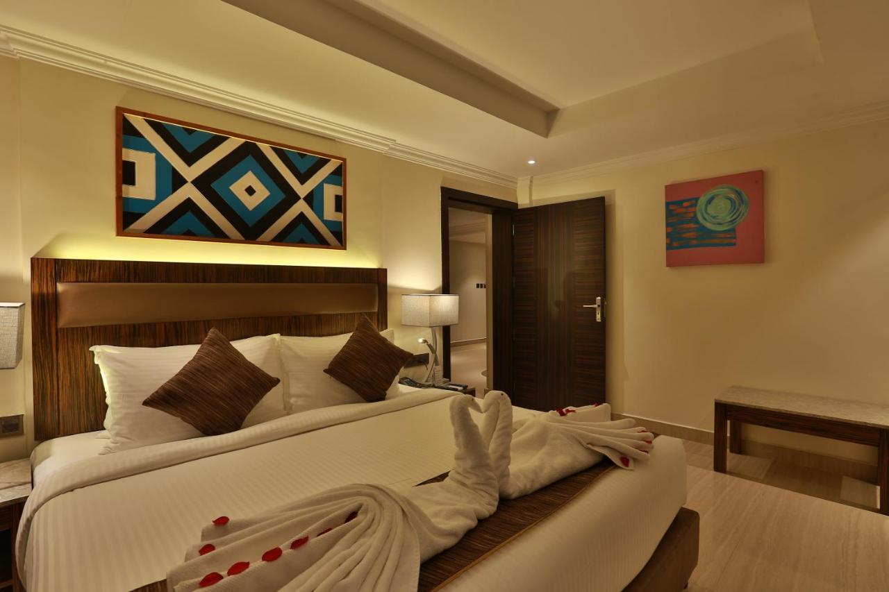 Hotel Luminara Kochi エクステリア 写真