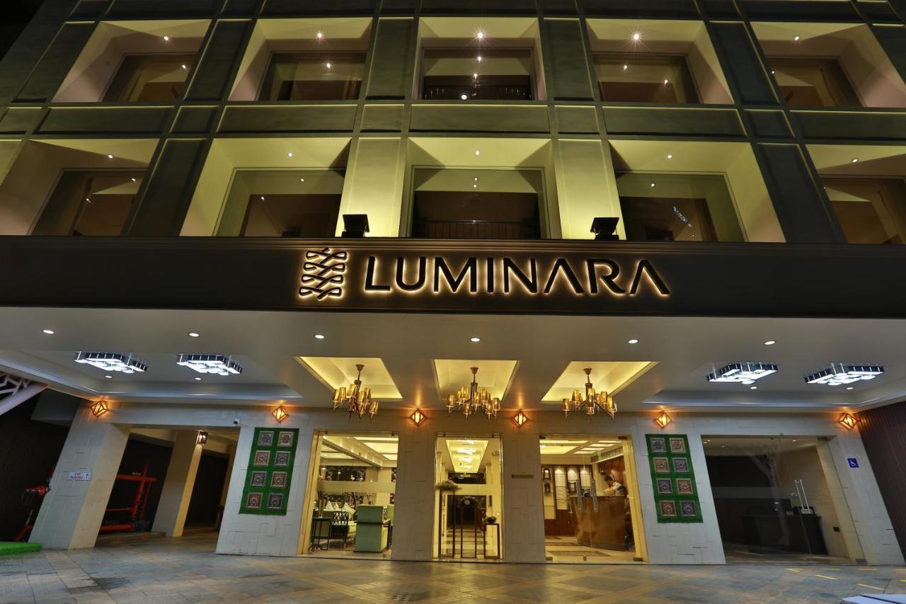 Hotel Luminara Kochi エクステリア 写真