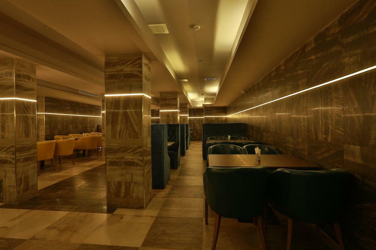 Hotel Luminara Kochi エクステリア 写真
