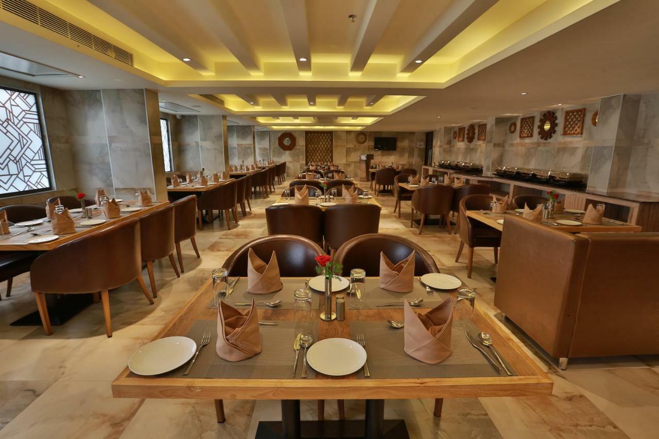 Hotel Luminara Kochi エクステリア 写真