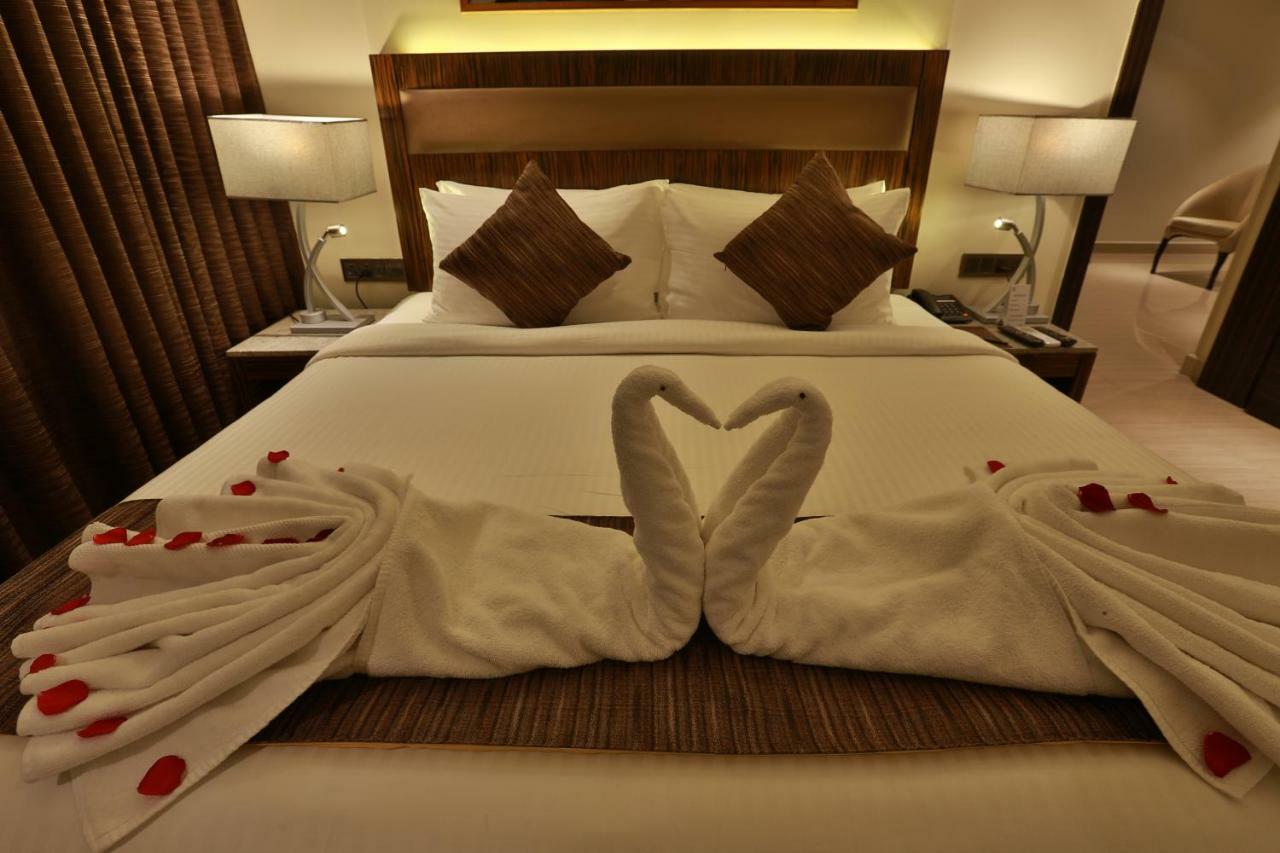 Hotel Luminara Kochi エクステリア 写真