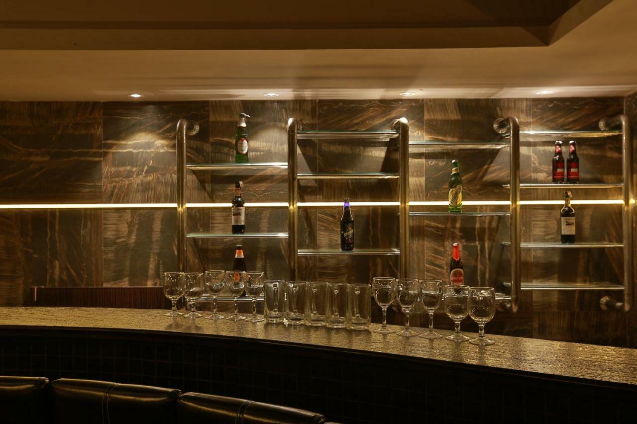 Hotel Luminara Kochi エクステリア 写真